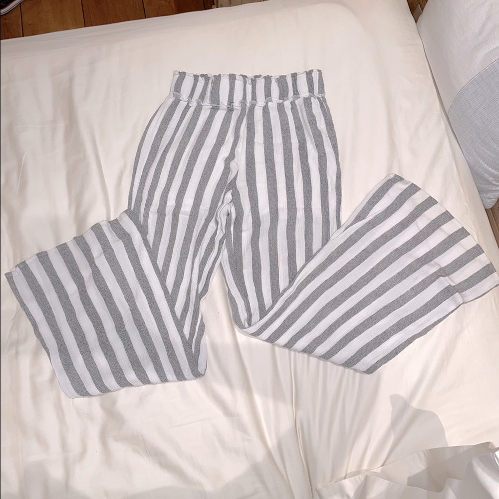 Long Striped Flowy Pants Gray and White